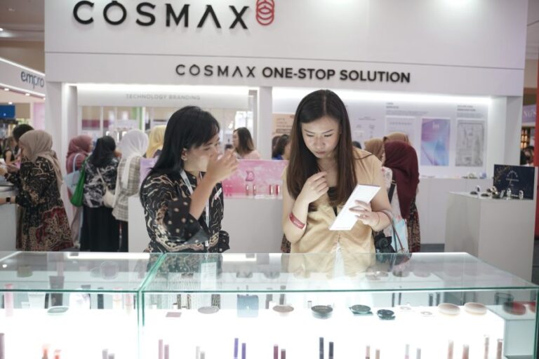 Cosamax Indonesia, Hadirkan 100 Formula di Cosmobeaute Indonesia 2023