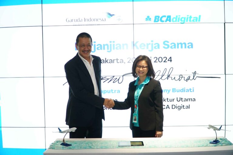 Tingkatkan Pelayanan Untuk Konsumen, BCA Digital Jalin Kerjasama Dengan Garuda Indonesia