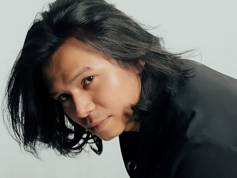 Vokalis Garang Matheo In Rio Rilis Mini Album Solo Bertajuk “Other Side”
