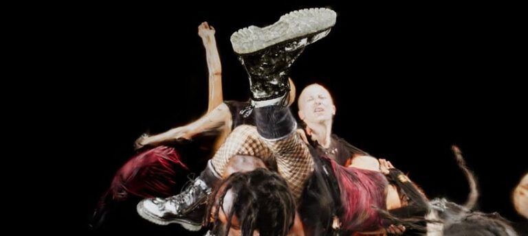 ‘The Downward Spiral’, Koleksi Hasil Kolaborasi DR. MARTENS X NINE INCH NAILS