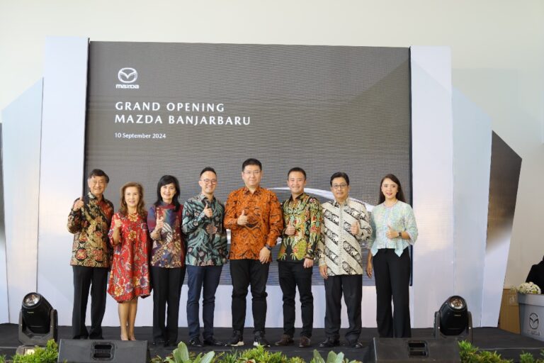 Mazda Resmikan Dealer Pertama Di Kalimantan Selatan di Kota Banjarbaru