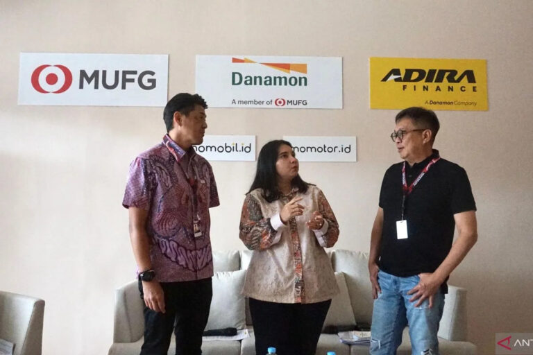 Optimis Pertumbuhan Pasar Otomotif, Danamon Siap Dukung Industri Otomotif Optimis Pertumbuhan Pasar Otomotif, Danamon Siap Dukung Industri Otomotif