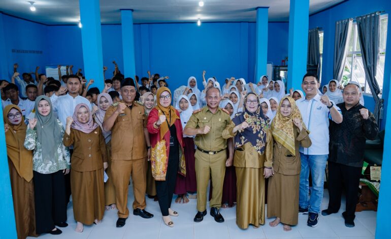 Asuransi Astra bersama OJK Lampung, Berikan Literasi dan Inklusi Keuangan serta Resmikan Desa Perkasa
