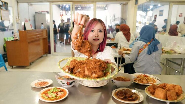 Jelajahi Nikmatnya ‘Kuliner Pilihan Lokal’ ShopeeFood