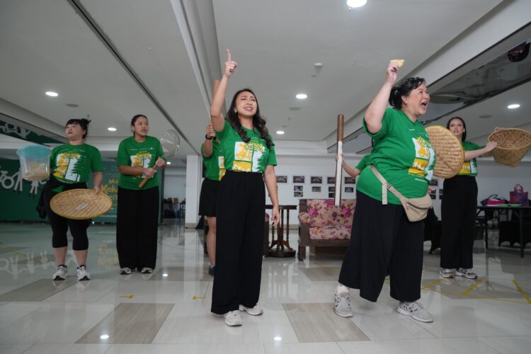 #KembaliKeKeluarga Pertunjukan Musikal Keluarga Cemara Isi Masa Libur Sekolah