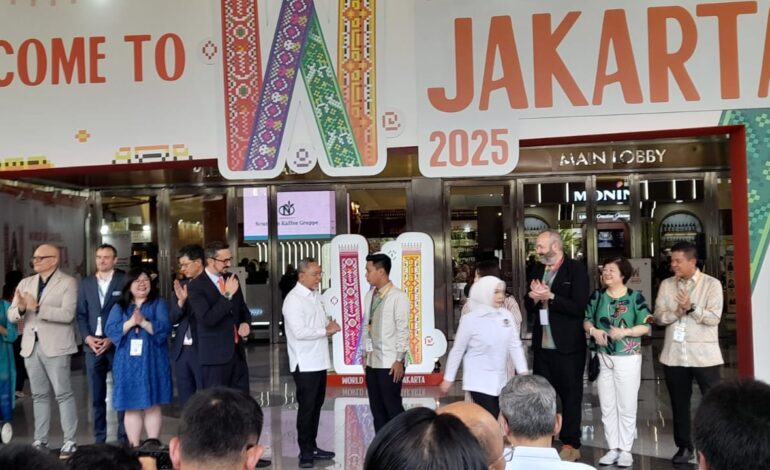 Menko Pangan, Zulkifli Hasan Resmikan World Of Coffee