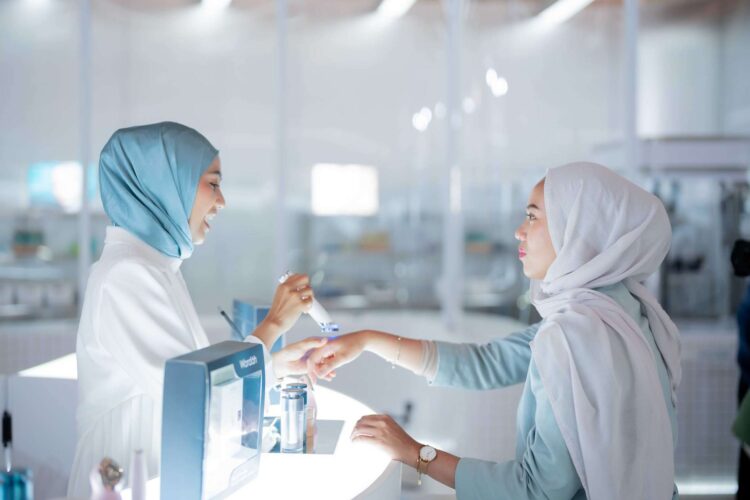 dalam Wardah SKINVERSE CLINIC 2025, Kenalkan Berbagai Skin Innovation yang Personalized