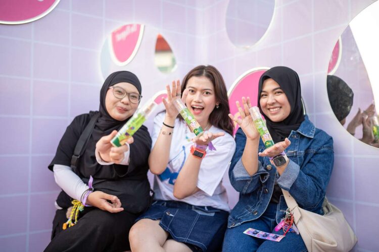 Fres & Natural Kenalkan Wangi Baru Dengan Sensasi Teh Segar