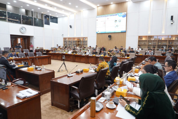 Rapat Kerja Dengan Komisi VI DPR RI, Kemenda Akan Optimalkan Anggaran Untuk Penguatan Ekonomi Nasional