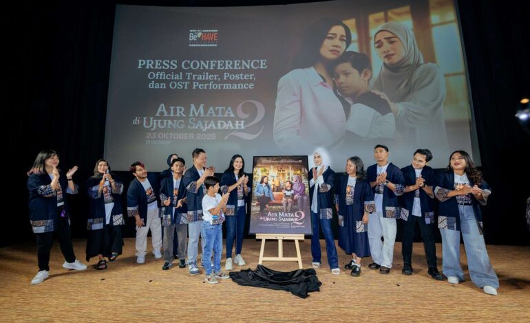 Rilisan Official Trailer & Poster, Film Air Mata Diujung Sejadah 2 Ekspos Emosi Dari Dua Ibu
