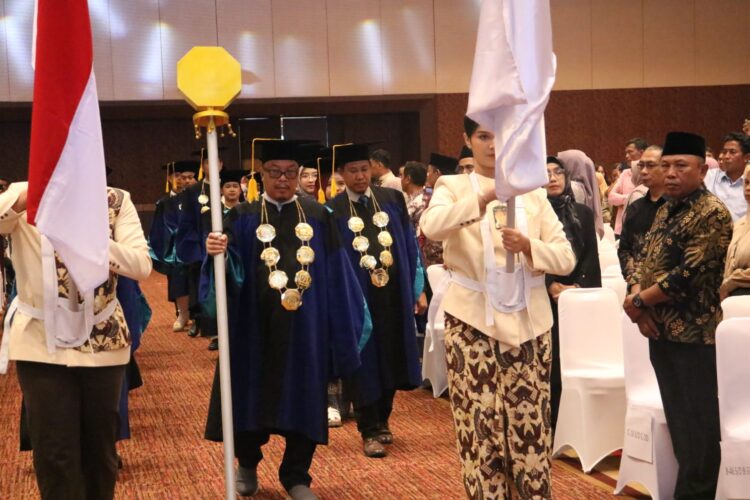 Wisuda Politeknik LP3I Jakarta: Merayakan Perjuangan dan Menghantarkan Lulusan Menuju Dunia Industri