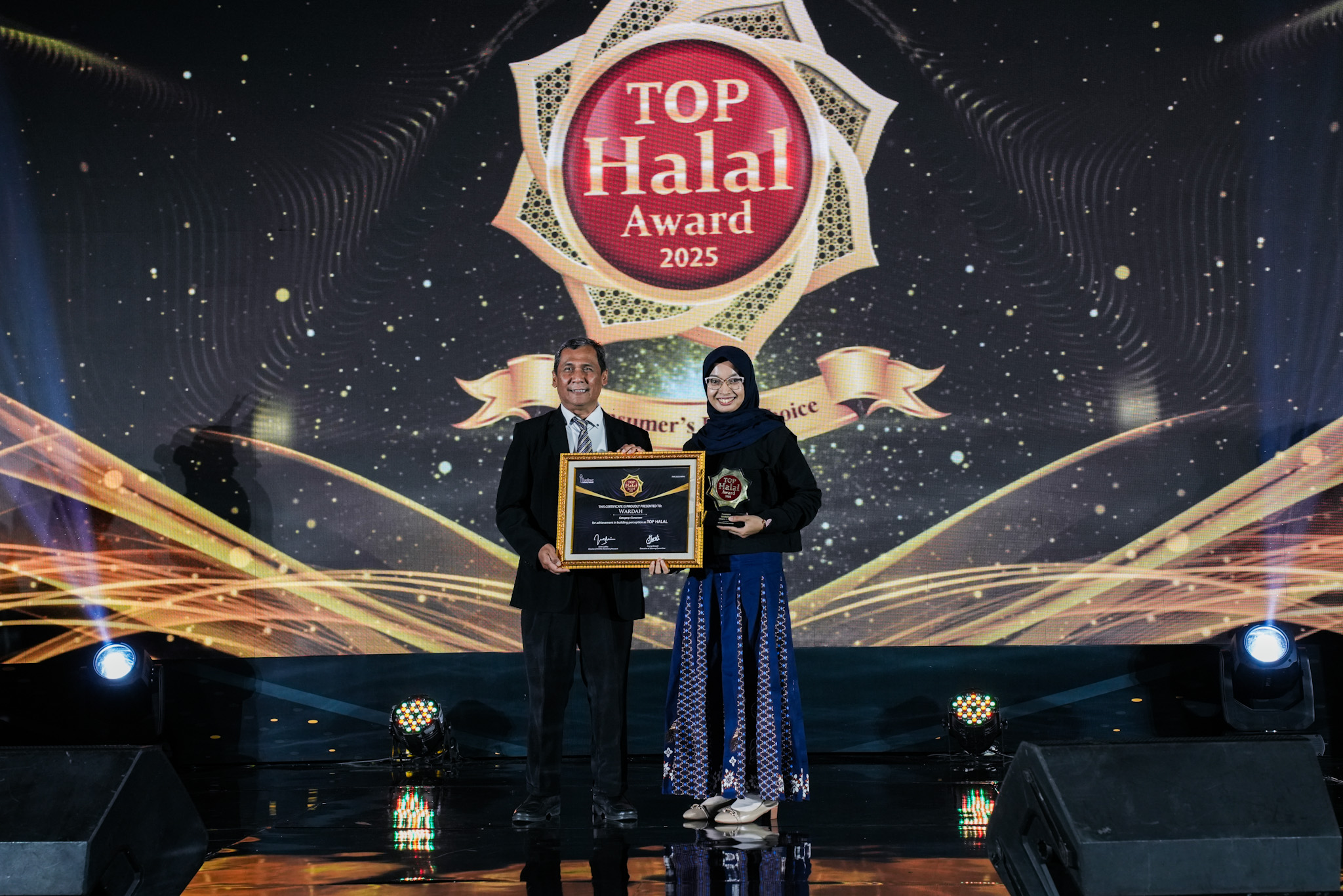 Wardah Raih 2 Penghargaan Top Halal Award 2025