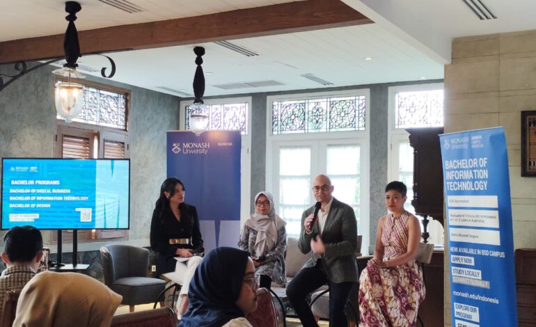 Monash University, Indonesia: Strategi Penyerapan Lulusan & Keunggulan Sistem Double Degree