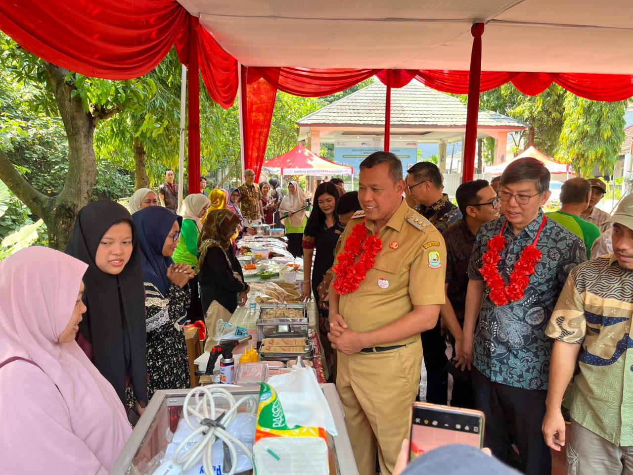 Dihadiri Walikota Bekasi, Auto2000 Resmikan Kampung Berseri Astra Ketiga di Jati Melati Bekasi