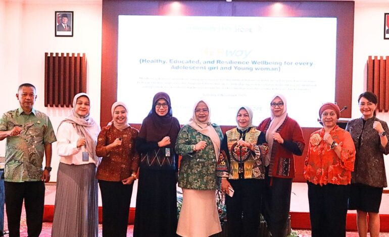 Kolaborasi Multipihak Kimberly-Clark, UNICEF, dan Project HOPE Dukung Kesehatan Perempuan dan Bayi di Indonesia Lewat HERway