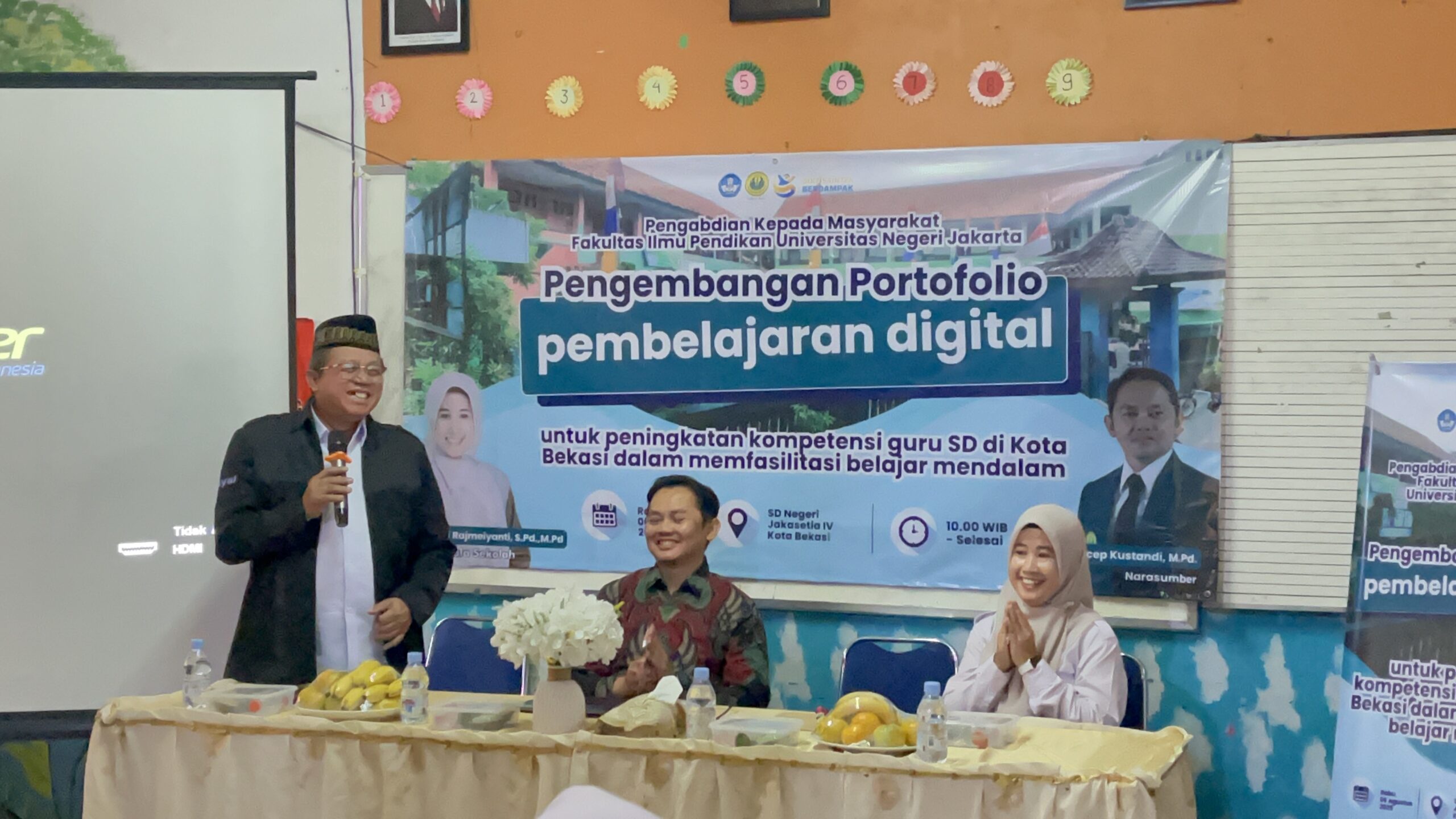 Universitas Negeri Jakarta Fasilitasi Guru SD Untuk Penggunaan Portofolio Digital