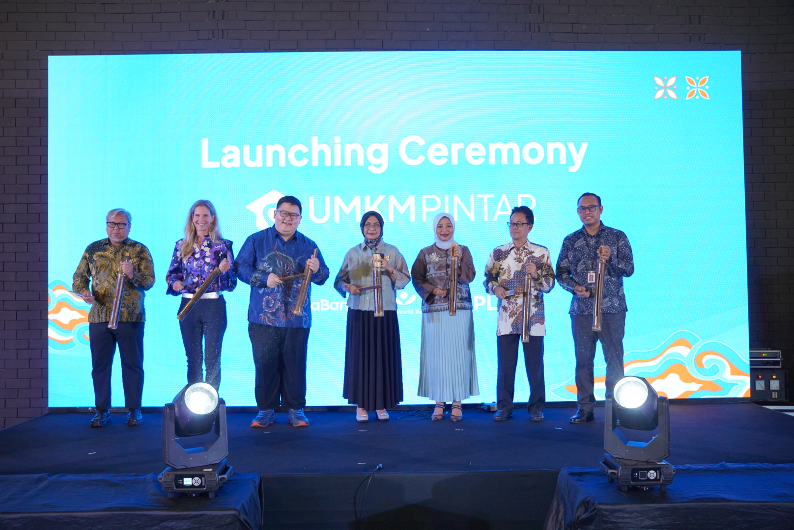 SeaBank Indonesia dan Women’s World Banking Dukung Penuh Peluncuran UMKM Pintar Perkuat Literasi Keuangan Bagi Perempuan