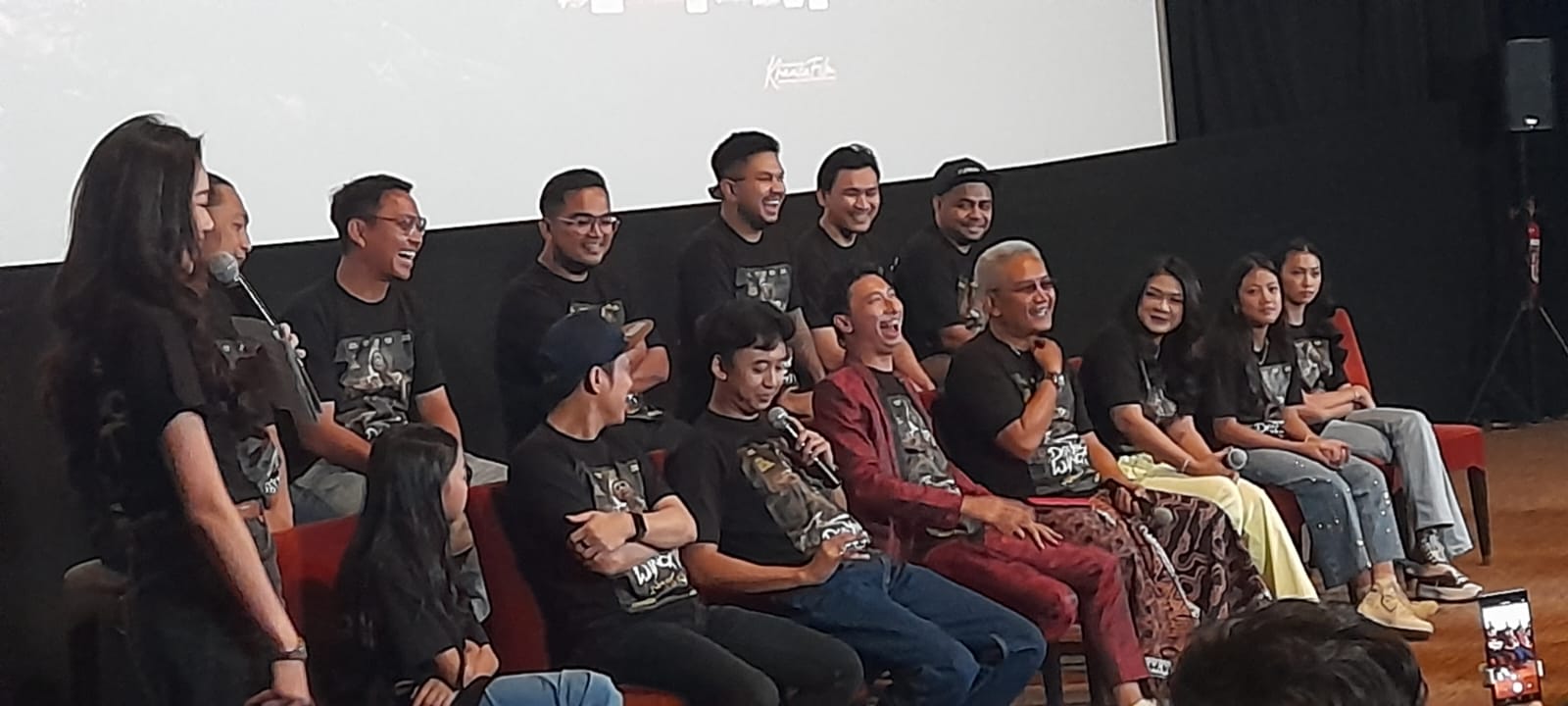 Kental Akan Tradisi Jawa, Gala Premiere Film Danyang Wingit Jumat Kliwon Dihadiri Ribuan Penonton