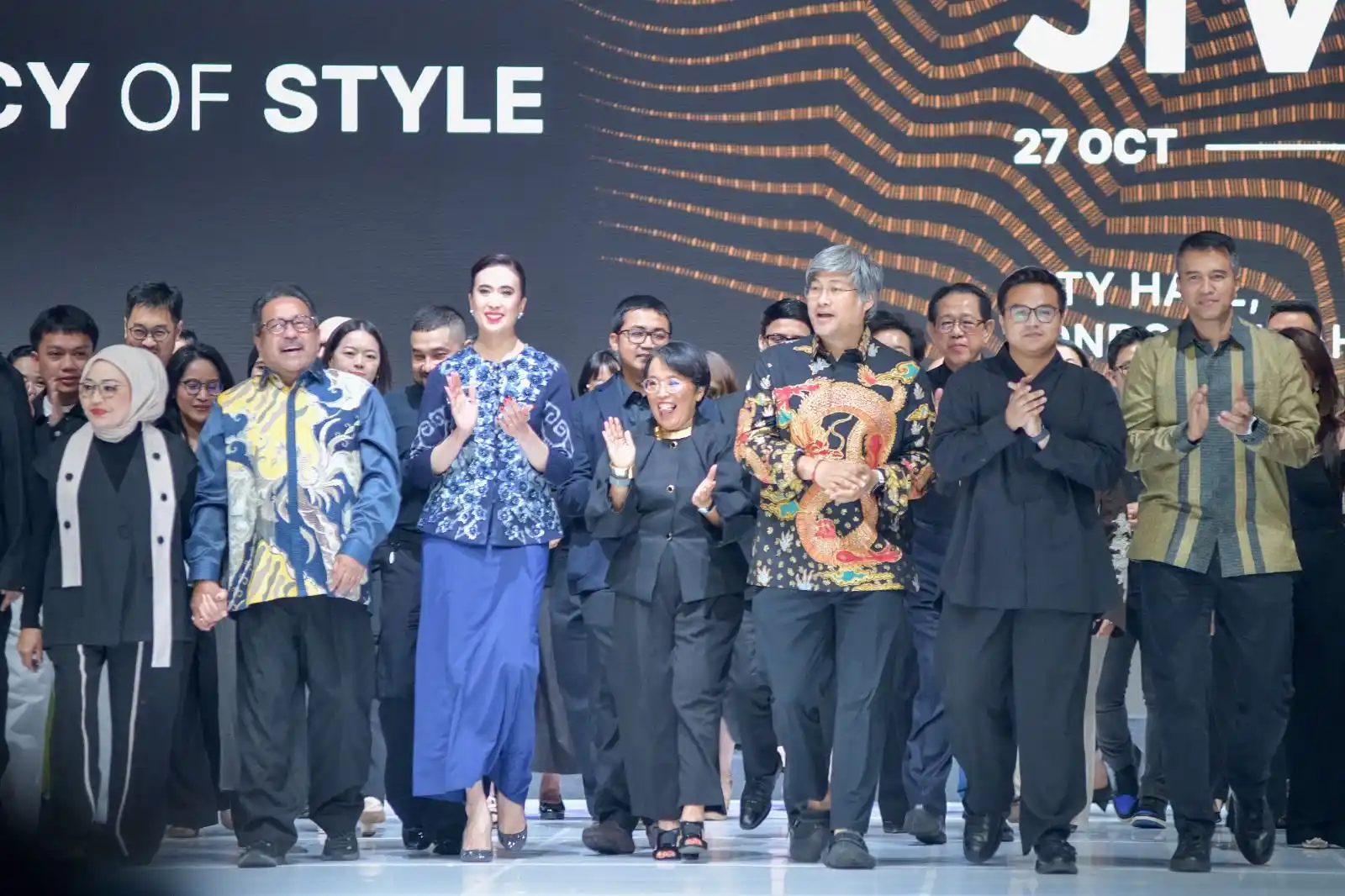 Dihadiri Menteri Pariwisata Jakarta Fashion Week 2026 Resmi Dibuka