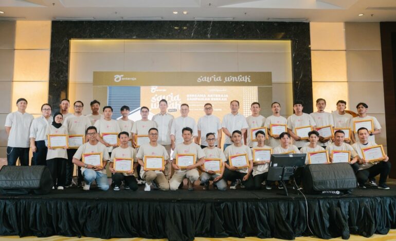 Anteraja Berangkatkan 24 Kurir Terbaik ke Tanah Suci Lewat Program SATRIA Umrah