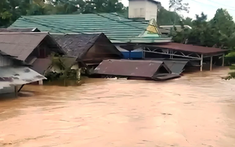 Banjir Bandang Terjang Kalimantan Selatan: 2 Kecamatan Terdampak, Satu Warga Tanah Laut Meninggal Dunia