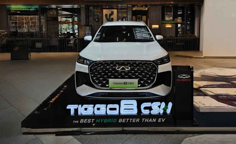 TIGGO 8 CSH Comfort dan J6T Hadir di Summarecon Mall Bandung