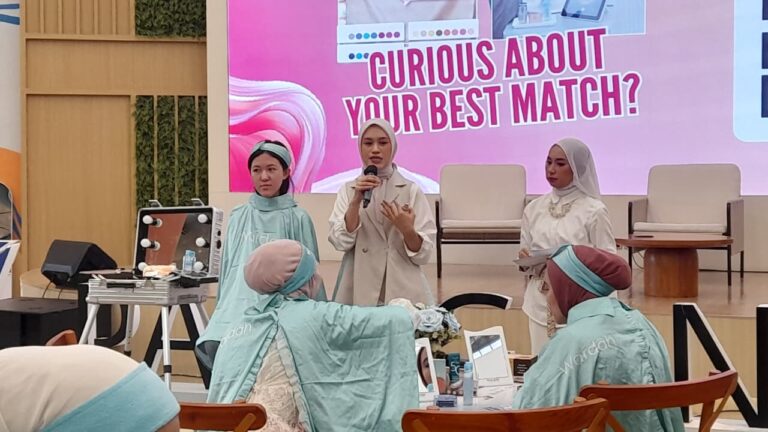 Apresiasi 14.198 Ibu di Indonesia Lewat Beauty Class Wardah Yang Diganjar Dengan Penghargaan Dari MURI