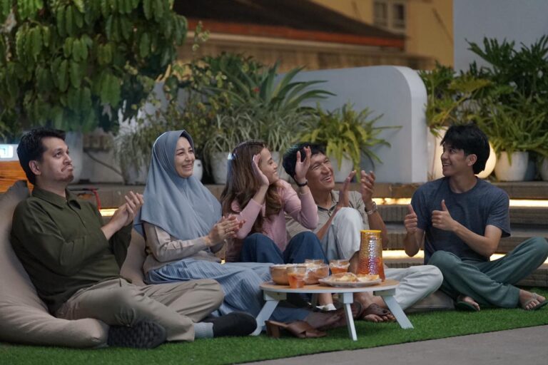 RRK Pictures, Spectrum Film, dan Festival Pictures Resmi Luncurkan Trailer dan Poster Sinema Jelang Lebaran Titip Bunda di Surga-Mu