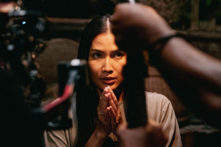 Aulia Sarah Hadirkan Drama Emosional dalam Film Horor Sengkolo Petaka Satu Suro