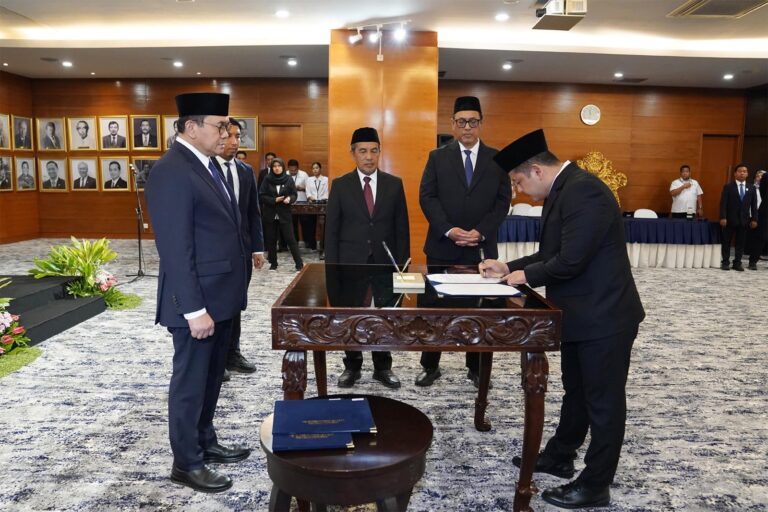 Budi Santoso Melantik 14 Pejabat Kementerian Perdagangan