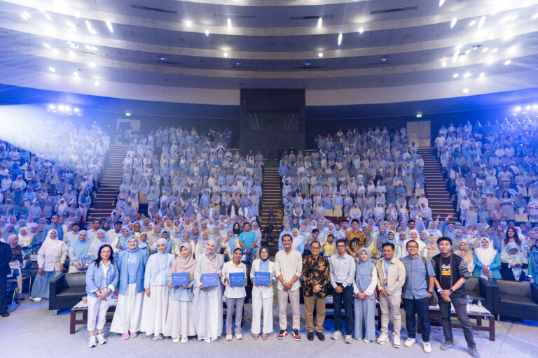 Wardah Inspiring Teacher Generasi ke-8 Resmi Dibuka di ITB wardah inspiring teacher generasi ke-8