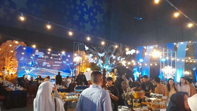 Pengen Merasakan Berbuka Puasa Dengan Nuansa Berbeda, Gimana Kalau ‘Iftar Under The Stars’