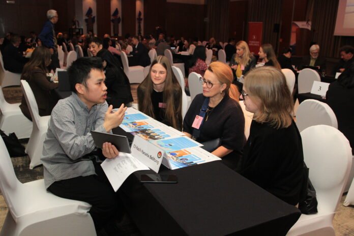 sumber : KBRI Warsawa