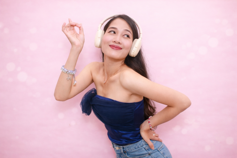 Single Debut Kintan Lets Dance