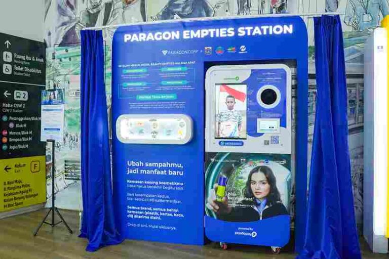 ParagonCorps Hadirkan Paragon Empties Station di Halte Trans Jakarta CSW ParagonCorps Hadirkan Paragon Empties Station di Halte Trans Jakarta CSW