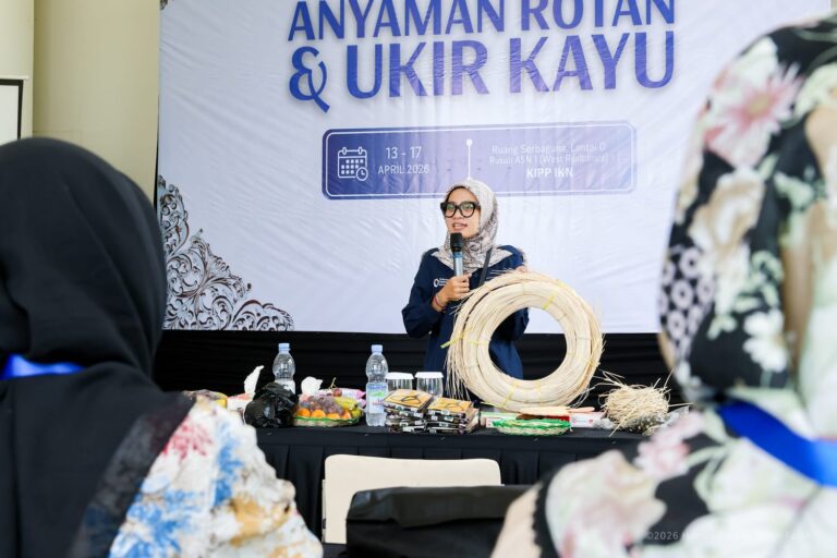 IKN Gelar Pelatihan Anyaman & Ukiran Untuk Ciptakan Peluang Usaha Masyarakat IKN Gelar Pelatihan Anyaman & Ukiran Untuk Ciptakan Peluang Usaha Masyarakat