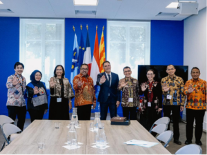 delegasi yang dipimpin Wakil Gubernur DKI Jakarta, Rano Karno, bertemu Wakil Wali Kota Cannes, Thomas Pariente, di Hôtel de Ville de Cannes pada Kamis (14/5).
