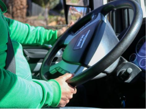 ilustrasi driver online