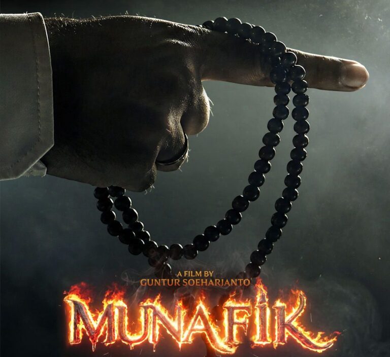 Rilis First Look Poster, Netizen Komen Penampilan Arya Saloka di Film Munafik Rilis First Look Poster, Netizen Komen Penampilan Arya Saloka di Film Munafik