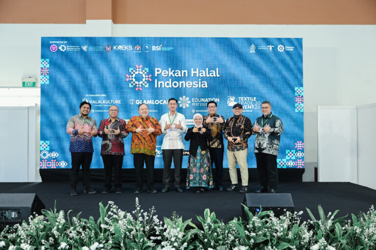 Suasana pembukaan Pekan Halal Indonesia 2026 di Jakarta International Convention Center.