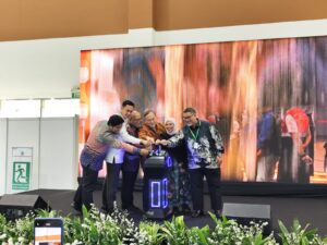 Suasana pembukaan Pekan Halal Indonesia 2026 di Jakarta International Convention Center.