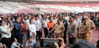 Jelang Pertandingan SUGBK, Pramono Ingatkan Jaga Jakarta Jaga Persatuan Indonesia Gubernur Pramono Anung memimpin Apel Jaga Jakarta bersama The Jakmania di SUGBK