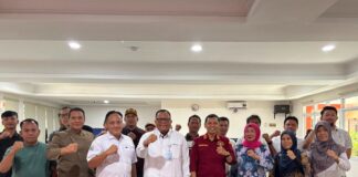 Tepung Ikan Lokal, Jalan Baru Ekonomi Sirkular Perikanan Sukabumi KKP mendorong tepung ikan lokal dari hasil samping perikanan Sukabumi.