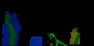 Teater Boneka Asal Prancis SUCCURSALE 101 Tur di Indonesia